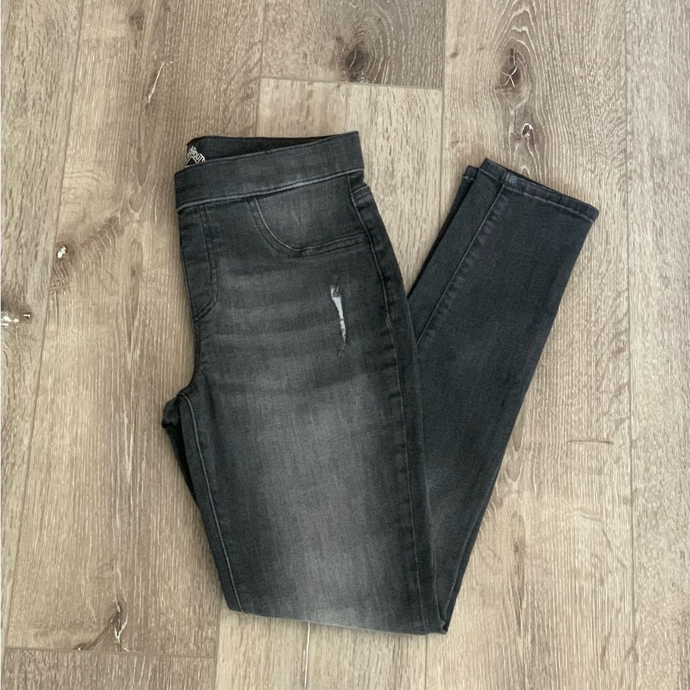 Thereabouts Washed Black Skinny Jeans with Subtle Distress size 14